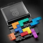 Jeu de puzzle coloré dans boîtier noir